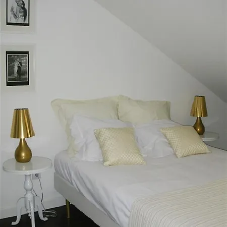 Sparkling 2 Bedroom Apartment In Lisbon Lisbon