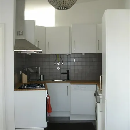 Sparkling 2 Bedroom Apartment In Lisbon